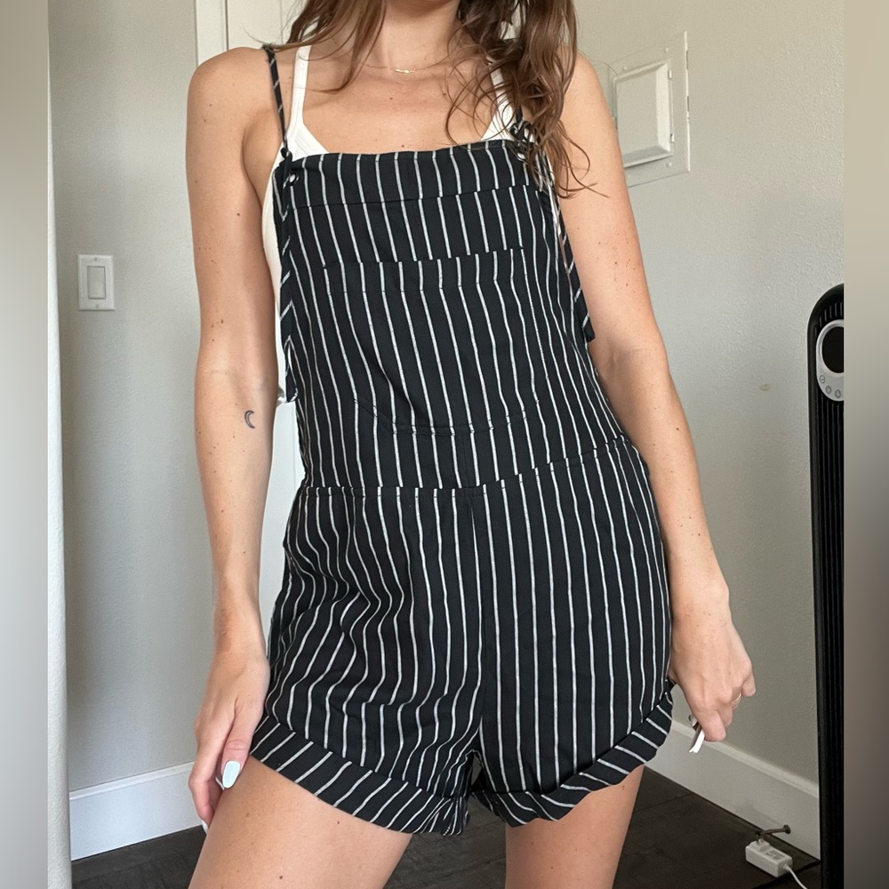 Billabong Black & White Striped Romper - Like New, Worn Once!